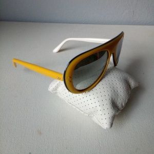 Vintage retro Foster Grant unisex sunglasses